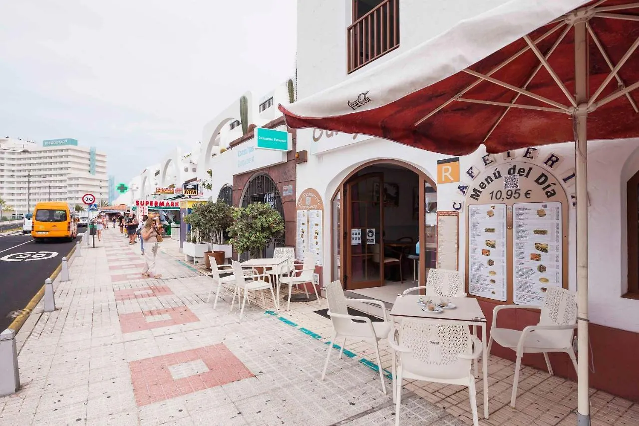 אדחה Villa Sara En San Eugenio - Sara Vacation