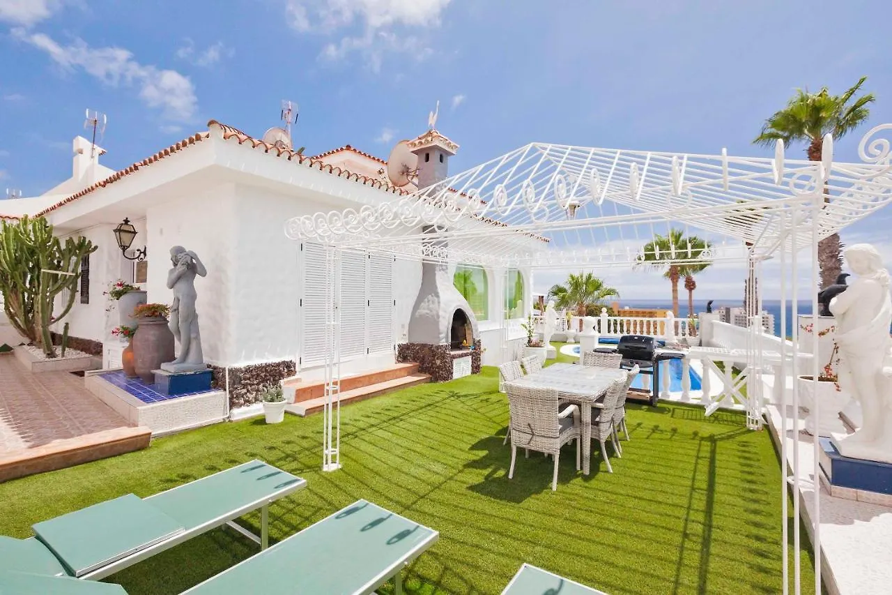אדחה Villa Sara En San Eugenio - Sara Vacation ספרד