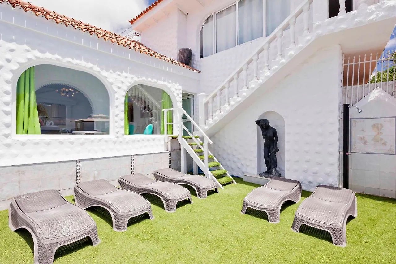אדחה Villa Sara En San Eugenio - Sara Vacation